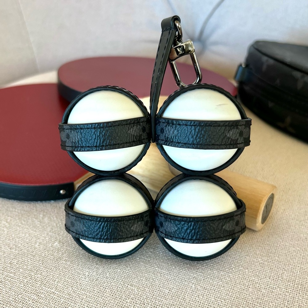 NEW $2400 Louis Vuitton James Ping Pong Set Eclipse - Picture 6 of 13